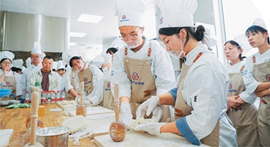 “美食学院”,越来越吃香
